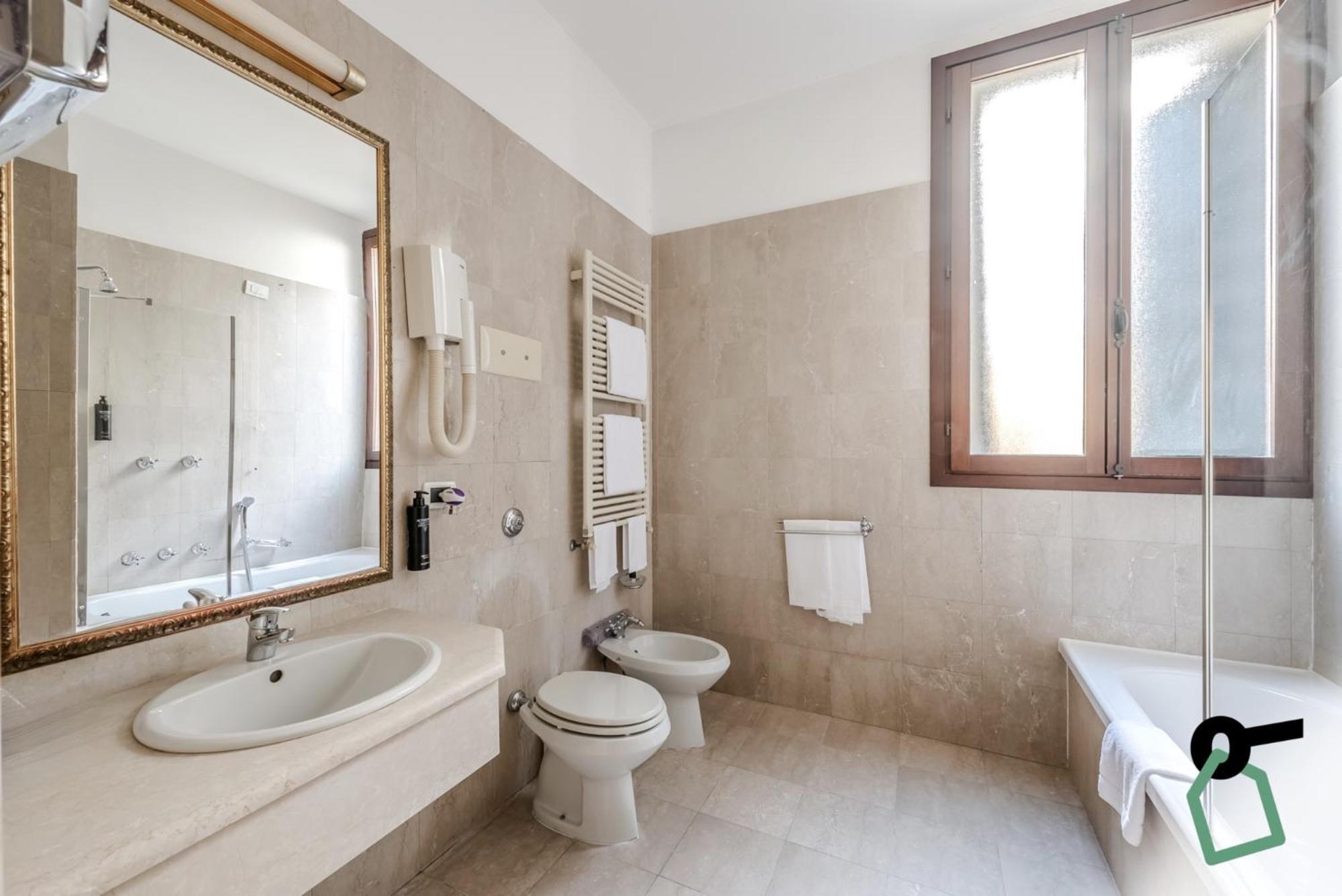 Hotiday Room Collection - Venezia Santa Lucia Buitenkant foto