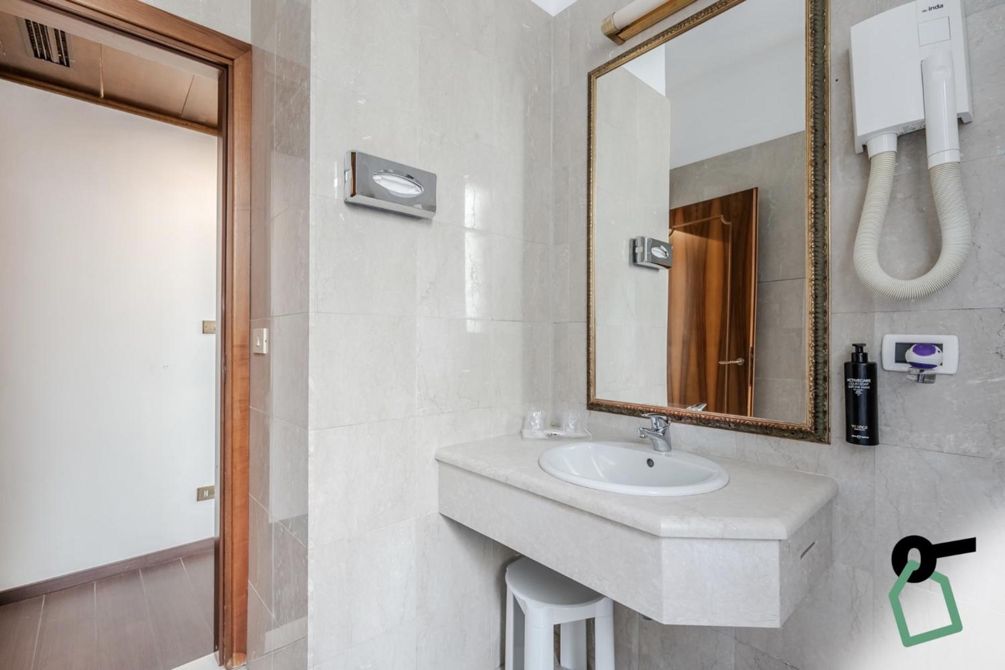 Hotiday Room Collection - Venezia Santa Lucia Buitenkant foto