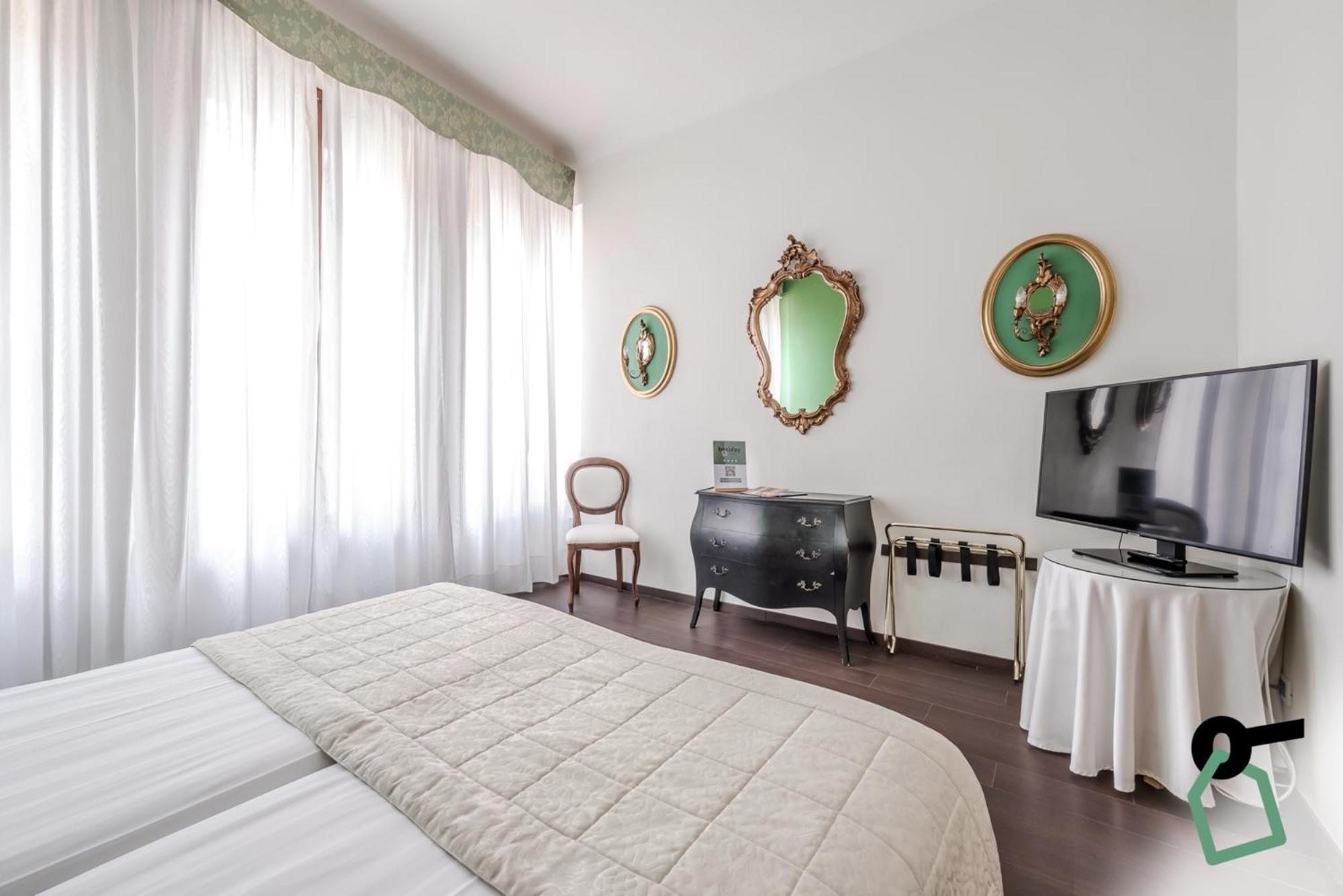 Hotiday Room Collection - Venezia Santa Lucia Buitenkant foto
