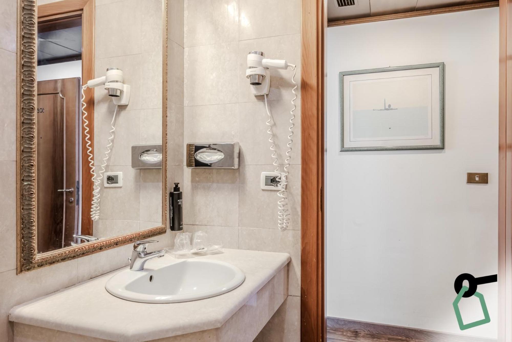 Hotiday Room Collection - Venezia Santa Lucia Buitenkant foto